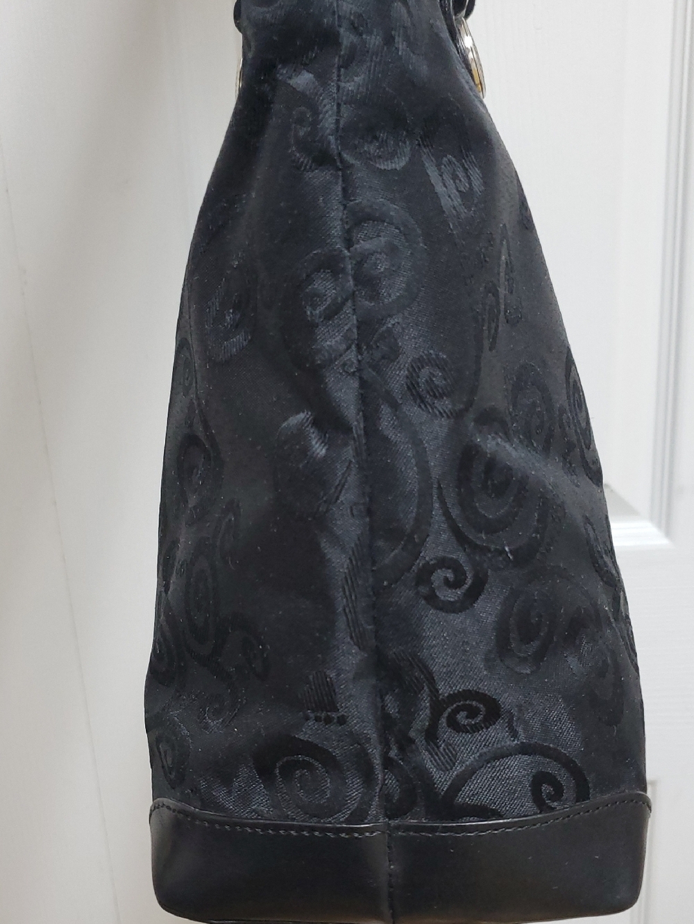 Brighton Mevelyn Jacquard Tote - Picture 12 of 17